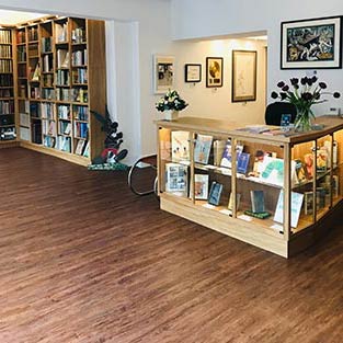 Lucius Books shop