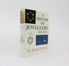 A HISTORY OF JEWELLERY 1100-1879