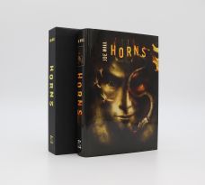 HORNS