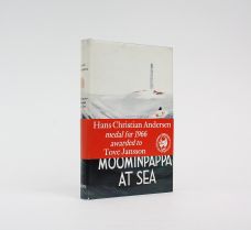 MOOMINPAPPA AT SEA
