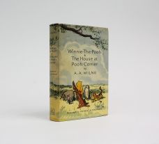 WINNIE THE POOH & THE HOUSE AT POOH CORNER