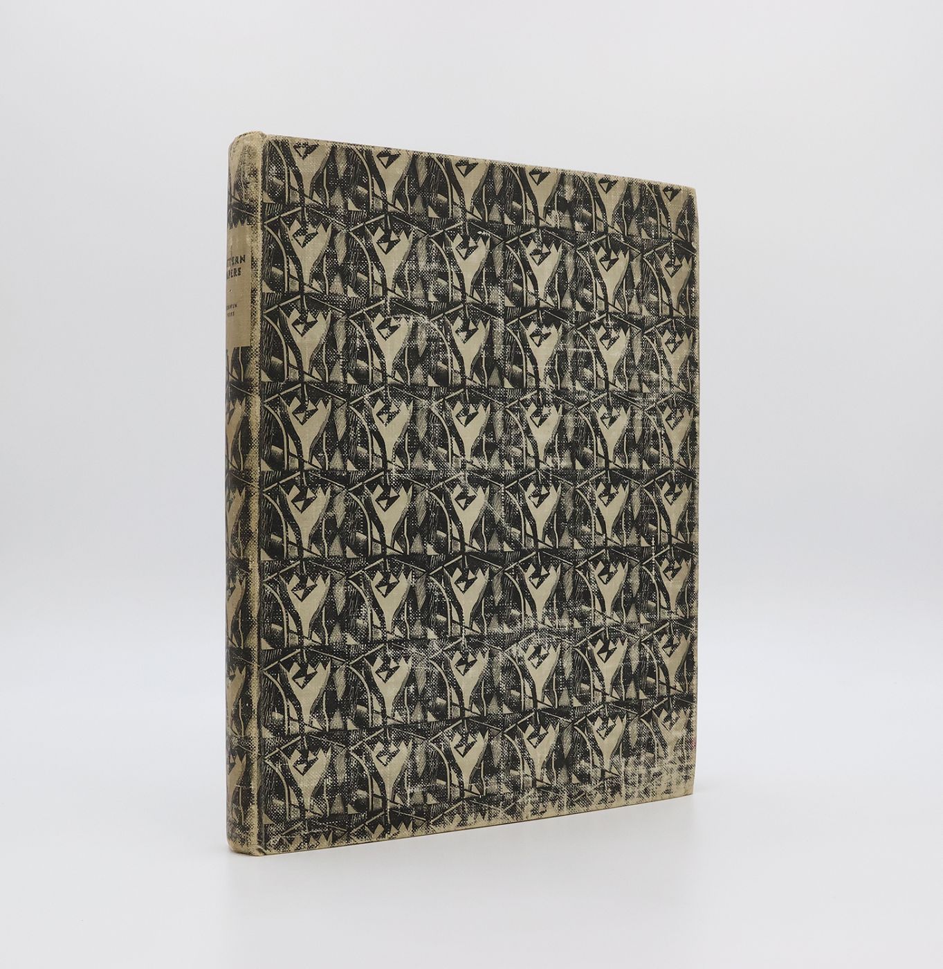 A SPECIMEN PAPER BOOK OF PATTERN PAPERS DESIGNED FOR AND IN USE AT THE CURWEN PRESS -  image 1