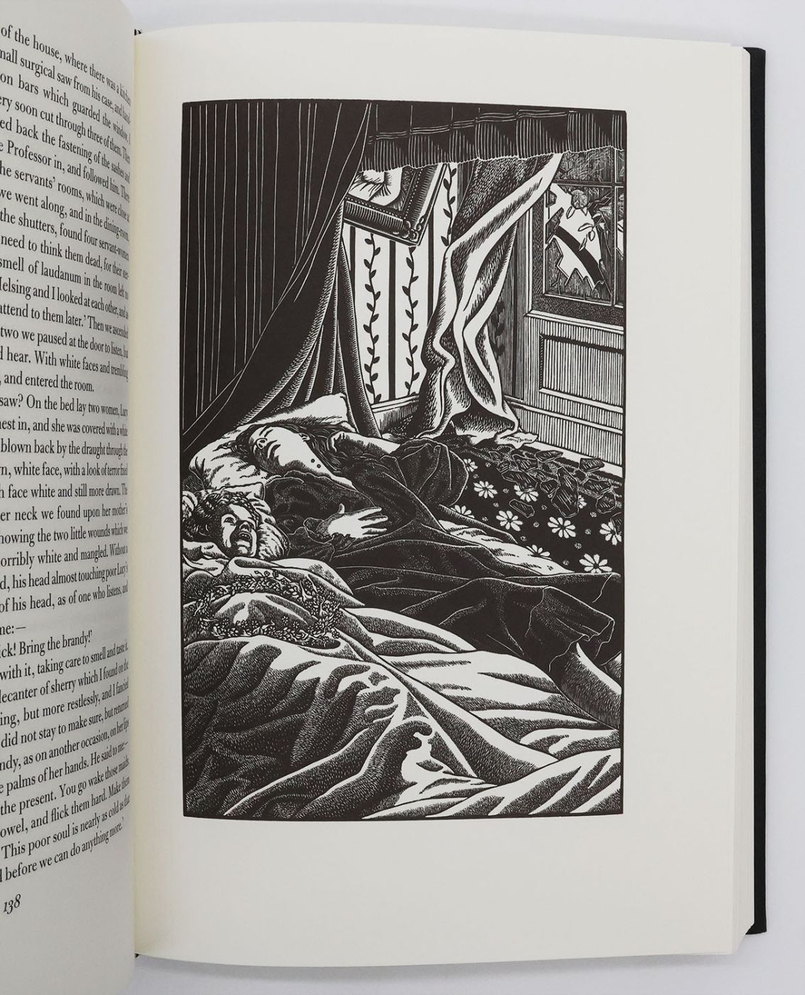 DRACULA -  image 4