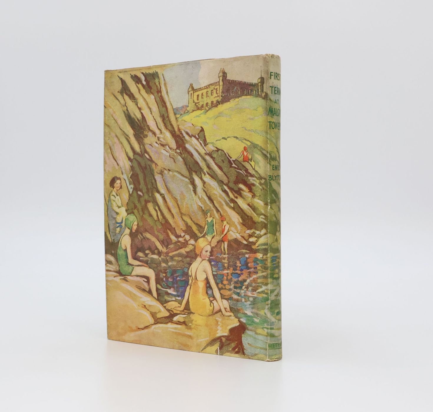 FIRST TERM AT MALORY TOWERS -  image 2