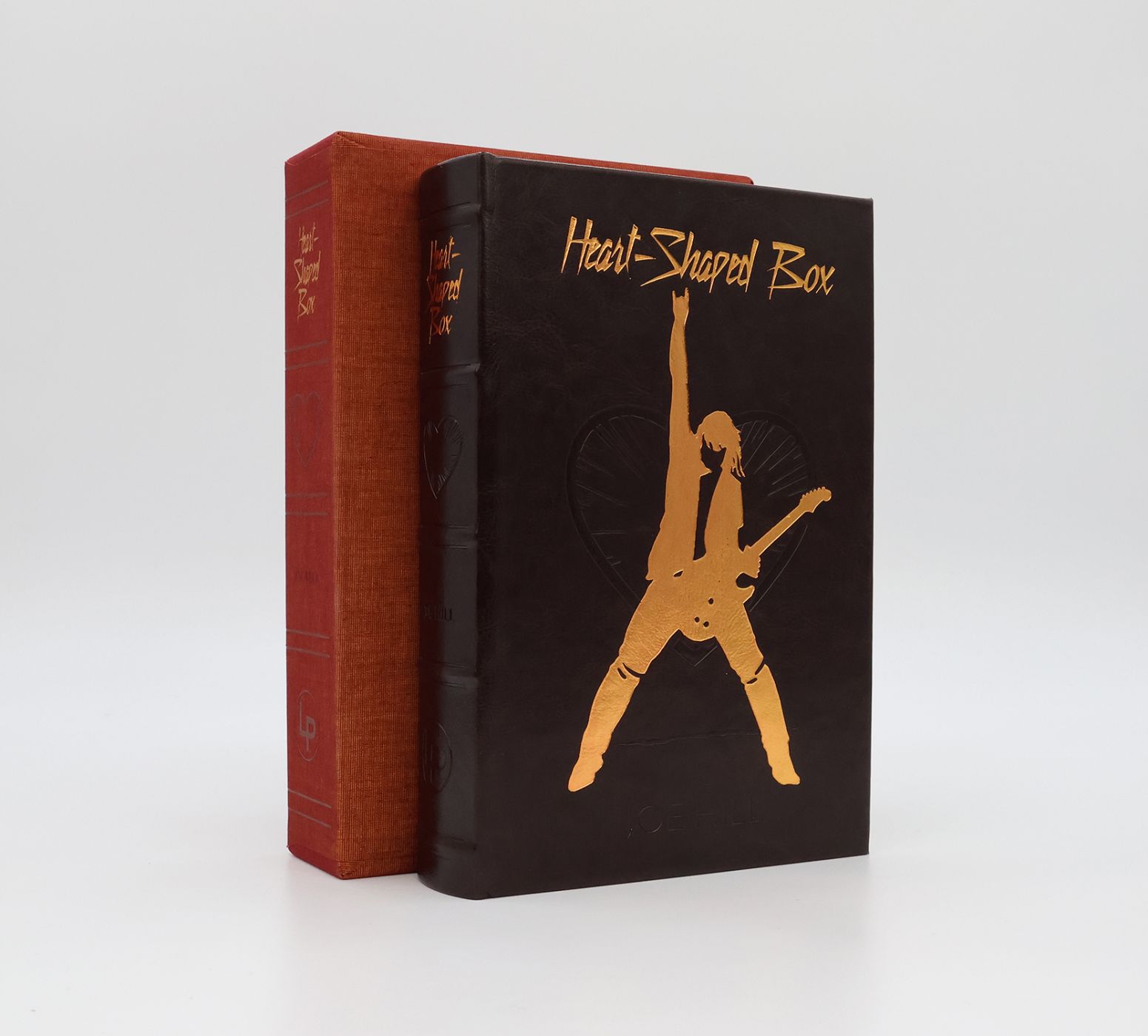 HEART-SHAPED BOX -  image 1