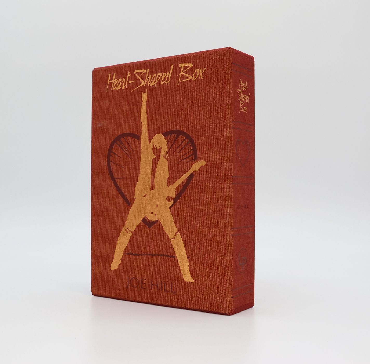 HEART-SHAPED BOX -  image 3