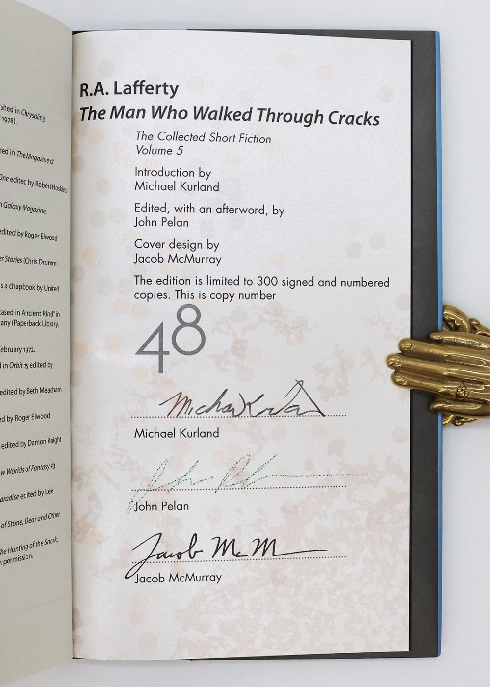 THE COLLECTED SHORT FICTION: THE MAN WHO MADE MODELS; THE MAN WITH THE AURA; THE MAN UNDERNEATH; THE MAN WITH THE SPECKLED EYES; THE MAN WHO WALKED THROUGH CRACKS; THE MAN WHO NEVER WAS; MAD MAN; THE MAN WHO LOST HIS MAGIC. -  image 11