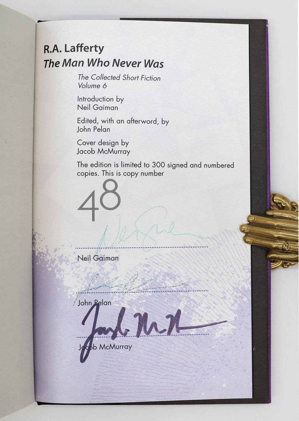 THE COLLECTED SHORT FICTION: THE MAN WHO MADE MODELS; THE MAN WITH THE AURA; THE MAN UNDERNEATH; THE MAN WITH THE SPECKLED EYES; THE MAN WHO WALKED THROUGH CRACKS; THE MAN WHO NEVER WAS; MAD MAN; THE MAN WHO LOST HIS MAGIC. -  image 13