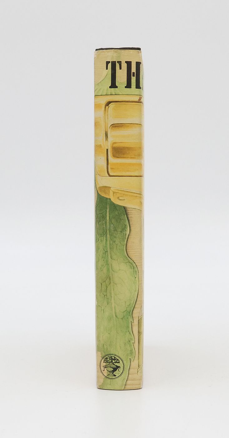 THE MAN WITH THE GOLDEN GUN -  image 2