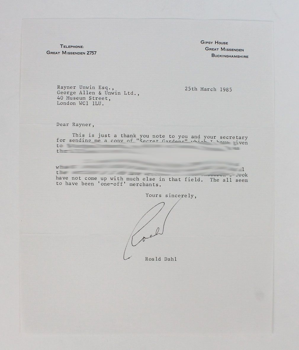 TYPED LETTER SIGNED FROM ROALD DAHL TO HIS PUBLISHER RAYNER UNWIN. -  image 1